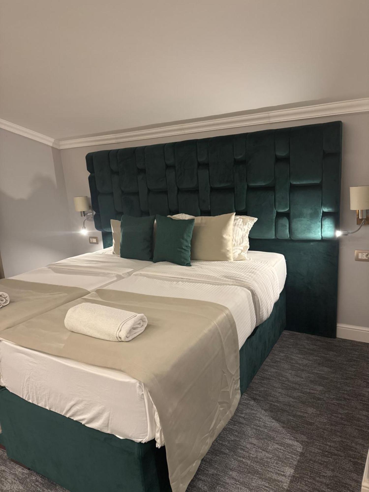Hotel Garni Ideal พอดโกริกา ภายนอก รูปภาพ