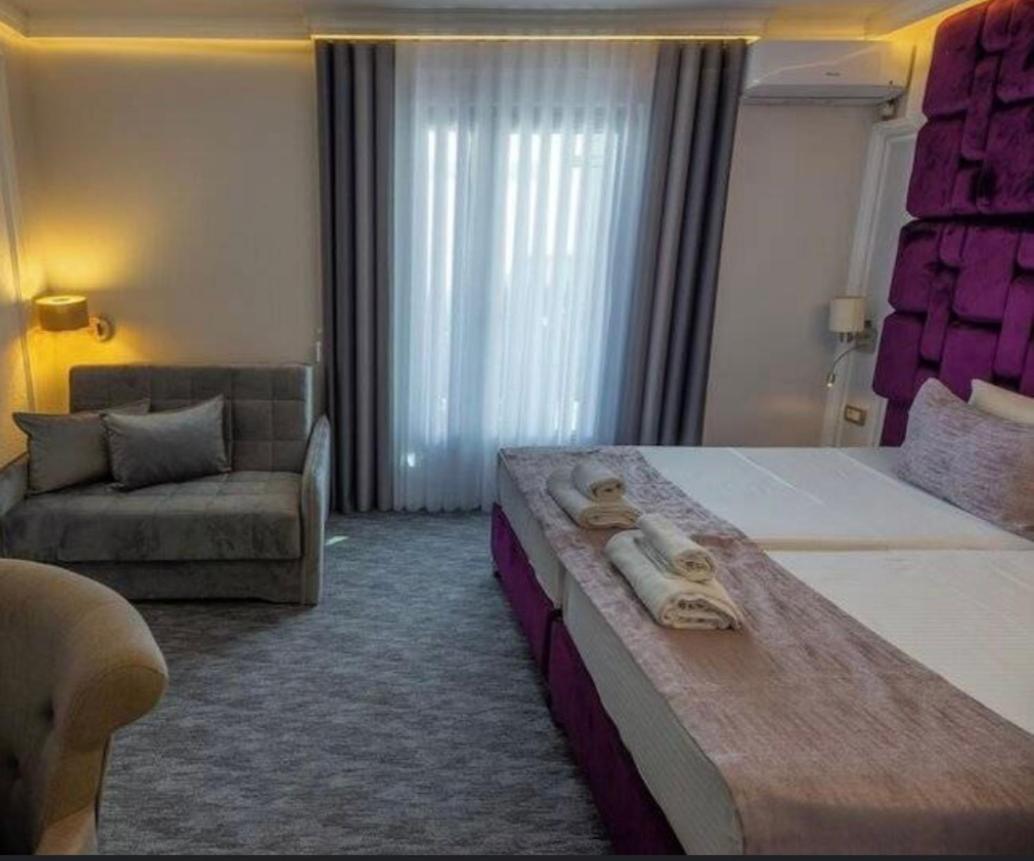 Hotel Garni Ideal พอดโกริกา ภายนอก รูปภาพ