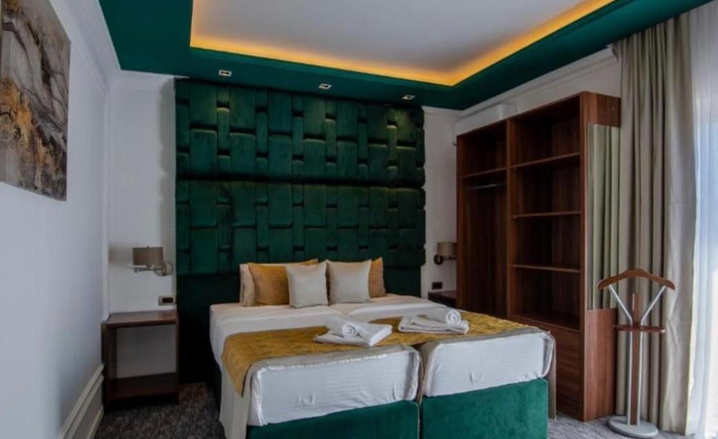 Hotel Garni Ideal พอดโกริกา ภายนอก รูปภาพ